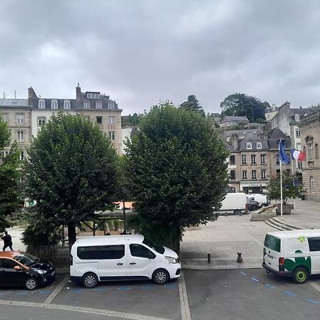 Appartement 75M2 Plein Centre Face A La Mairie Morlaix Exterior photo