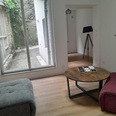 Appartement 75M2 Plein Centre Face A La Mairie Morlaix Exterior photo